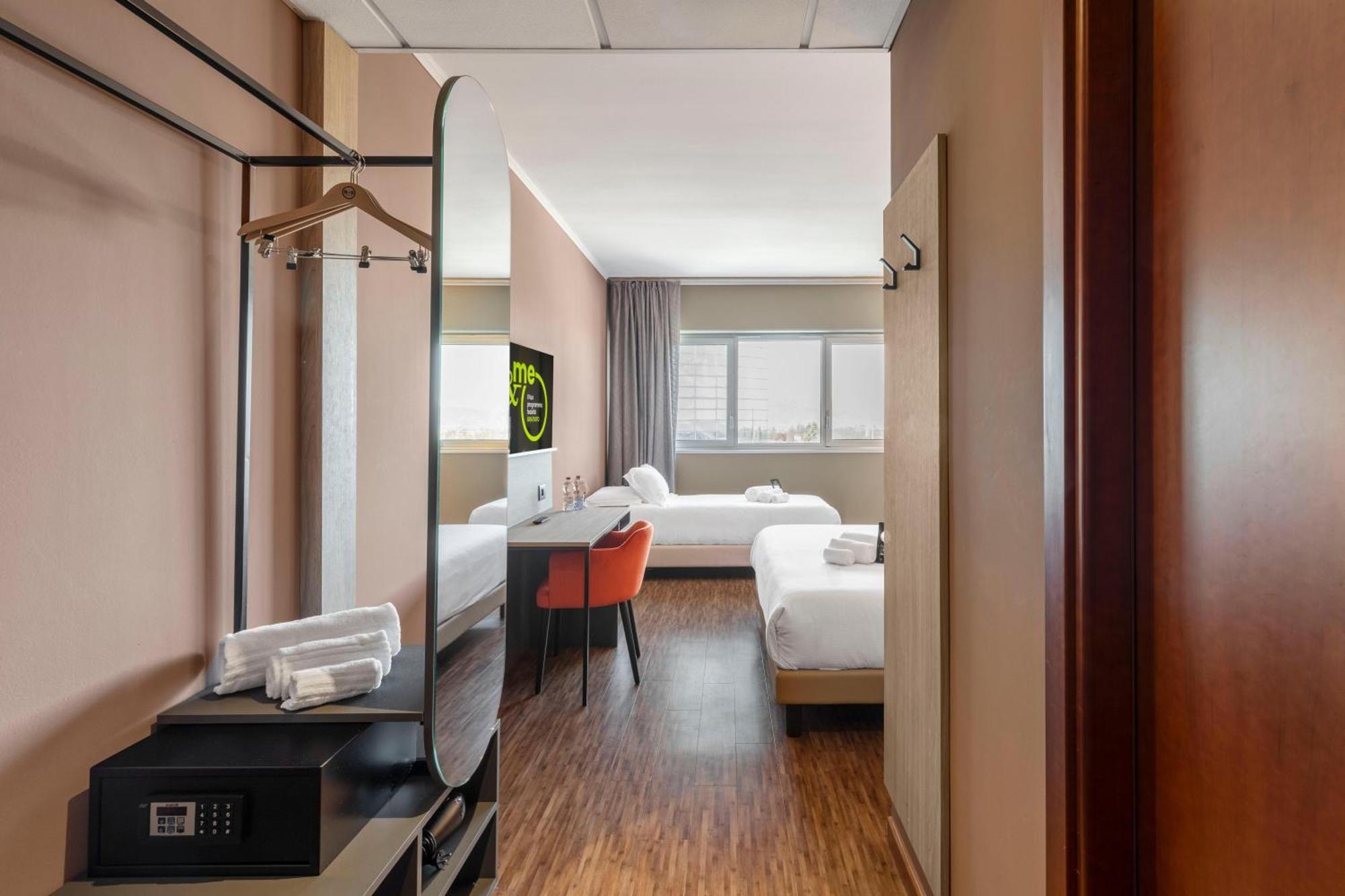B&B Hotel Cuneo Cristal Dış mekan fotoğraf