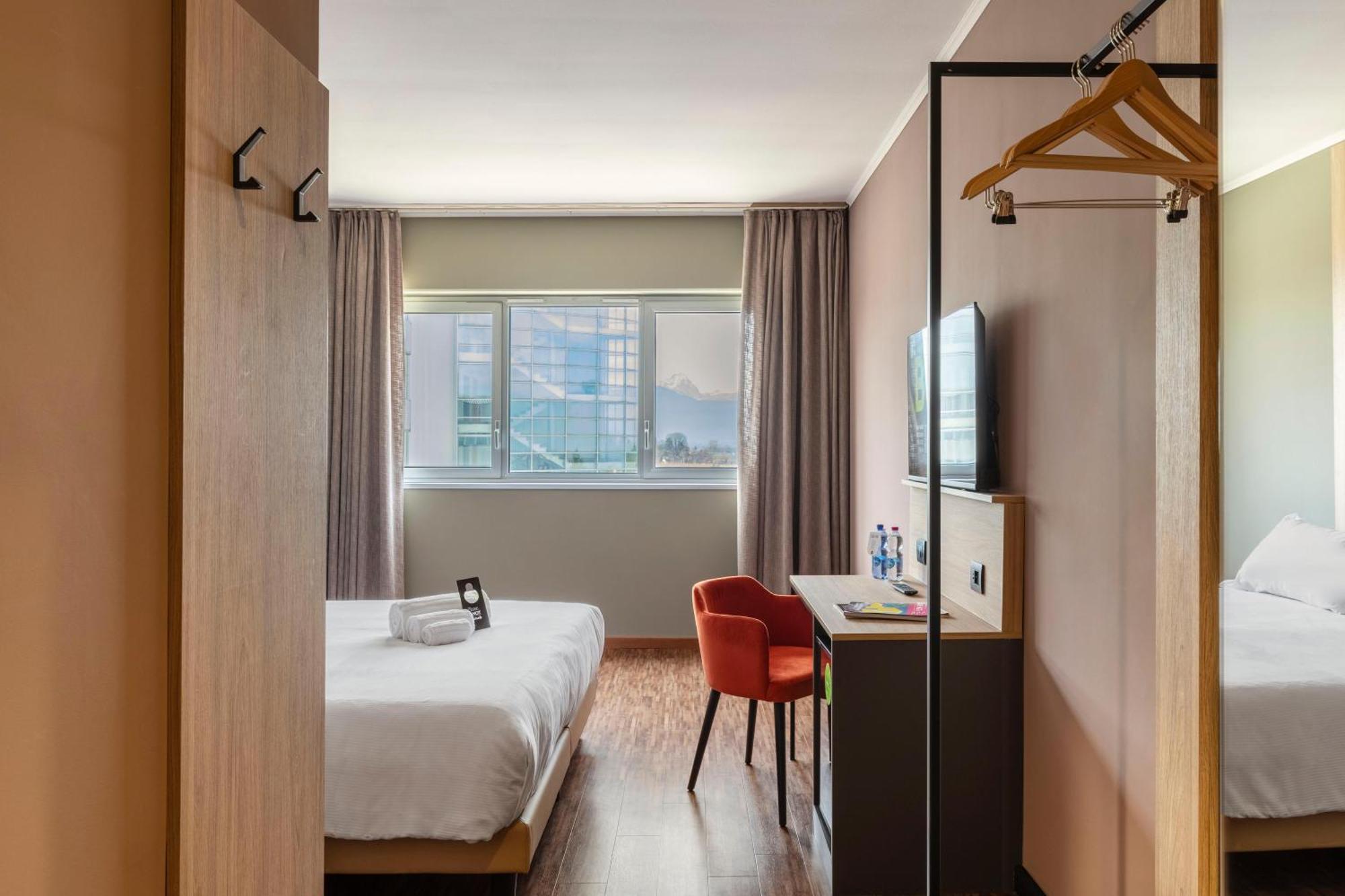 B&B Hotel Cuneo Cristal Dış mekan fotoğraf