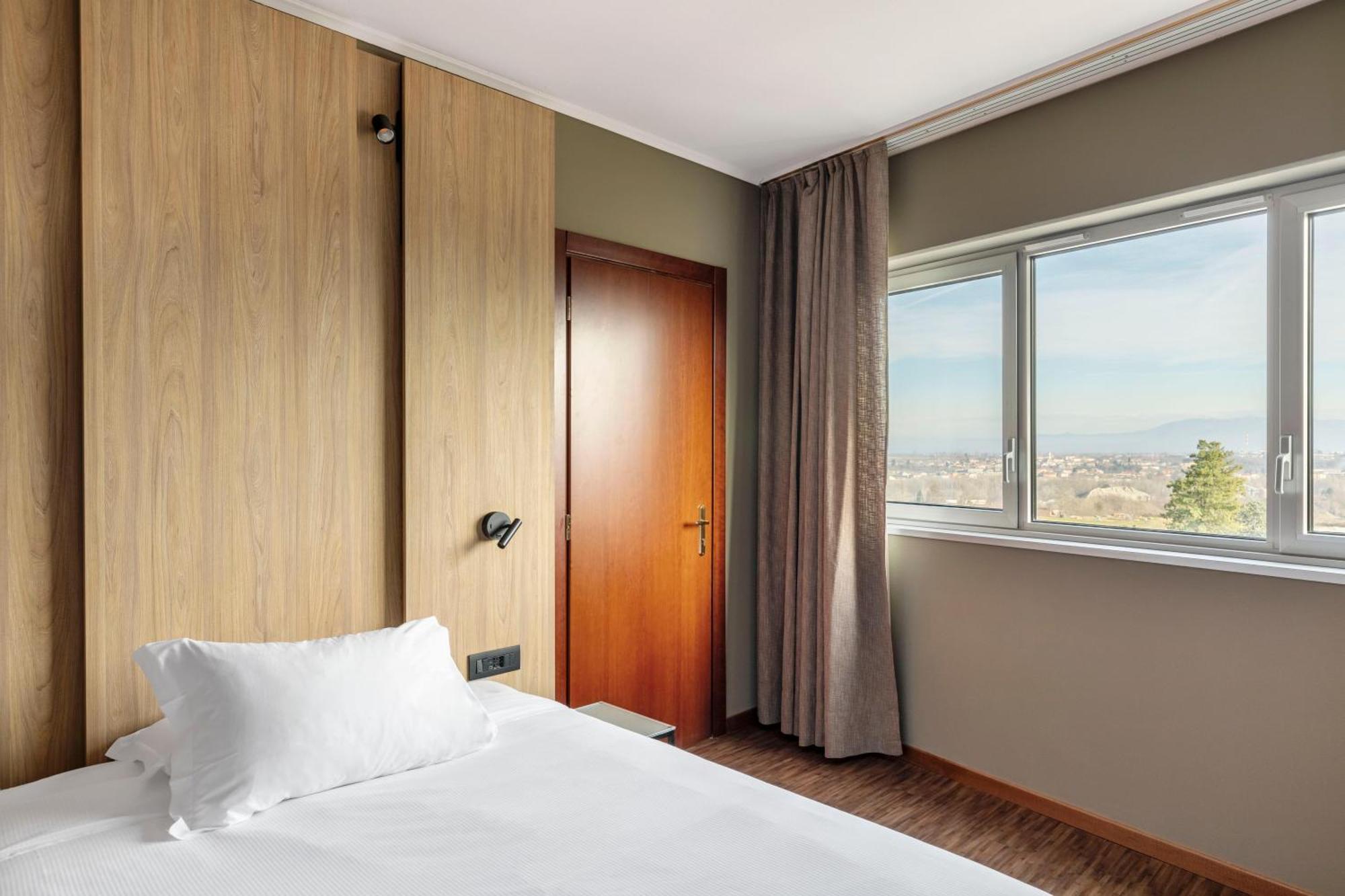 B&B Hotel Cuneo Cristal Dış mekan fotoğraf
