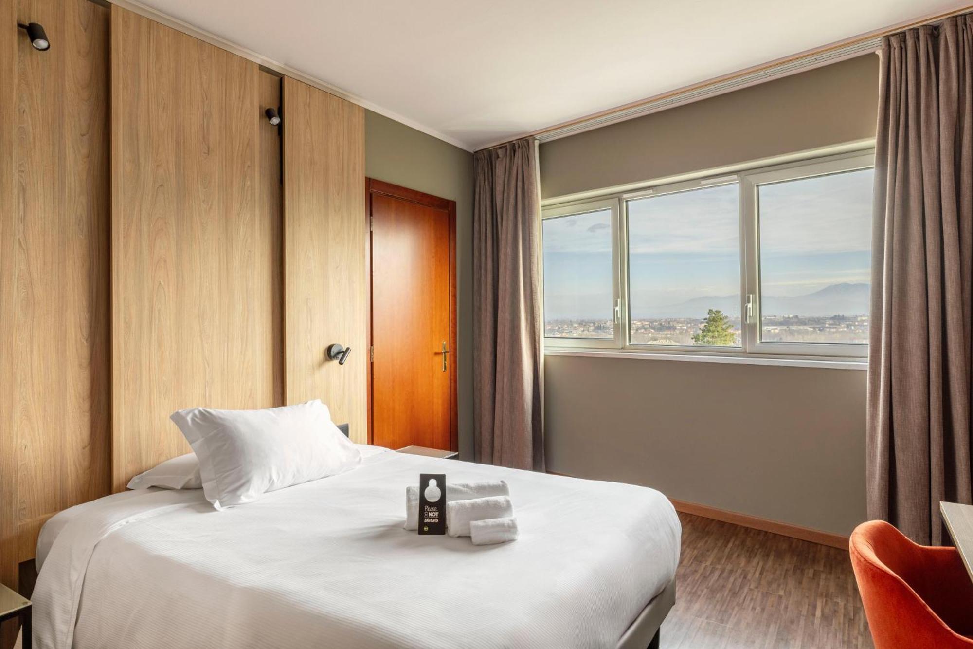 B&B Hotel Cuneo Cristal Dış mekan fotoğraf