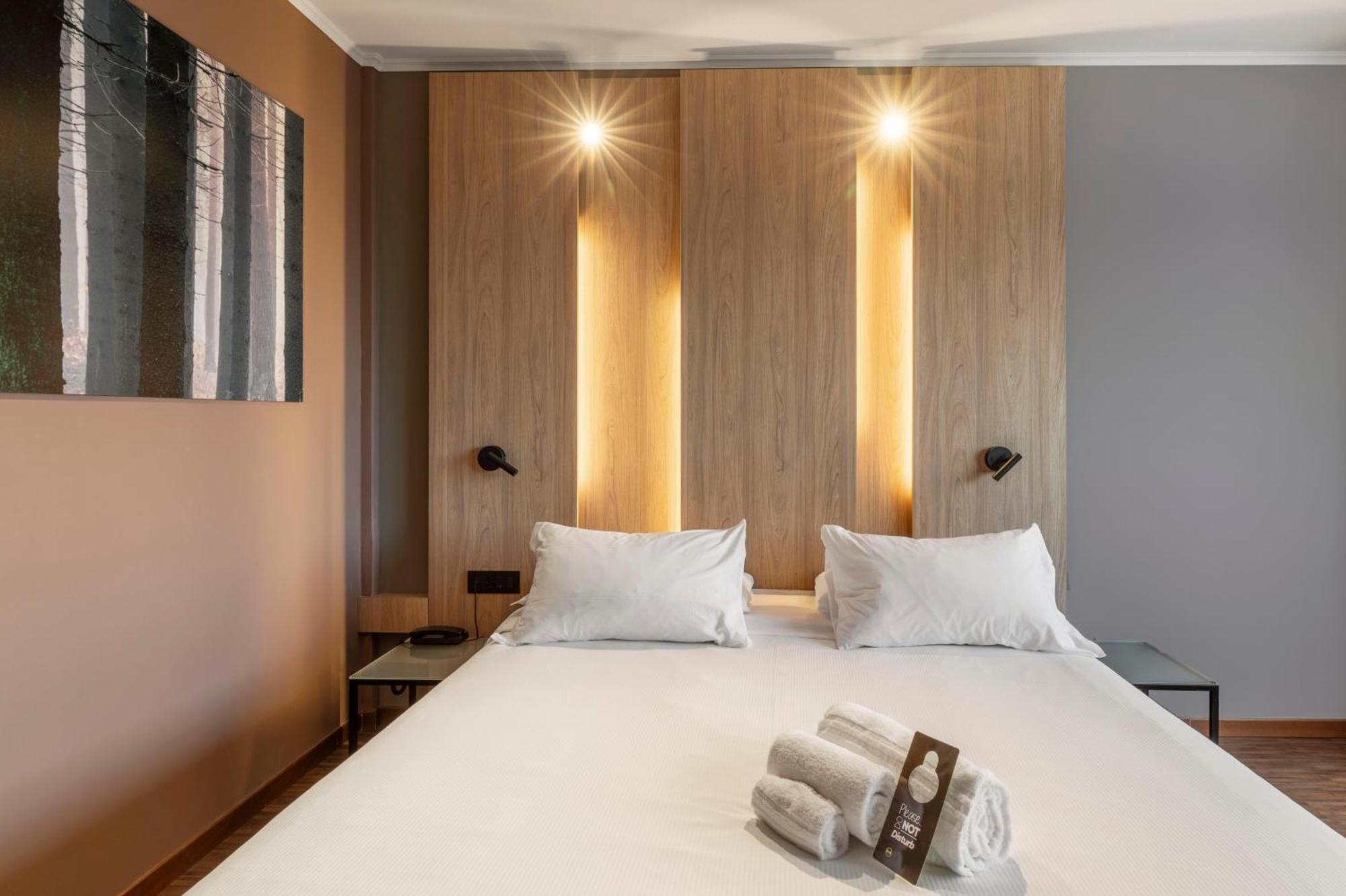 B&B Hotel Cuneo Cristal Dış mekan fotoğraf