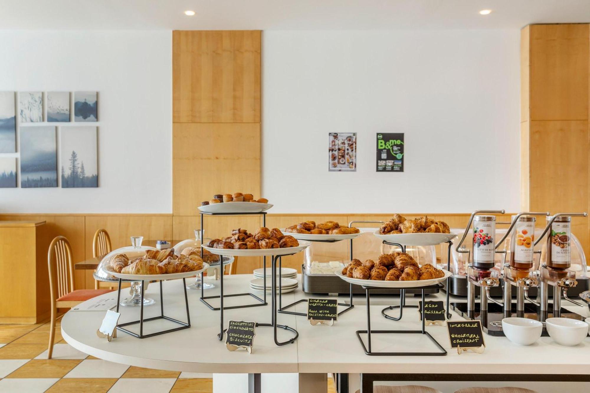 B&B Hotel Cuneo Cristal Dış mekan fotoğraf